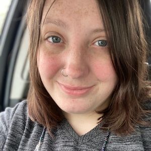 Meet your Posher, Keeley